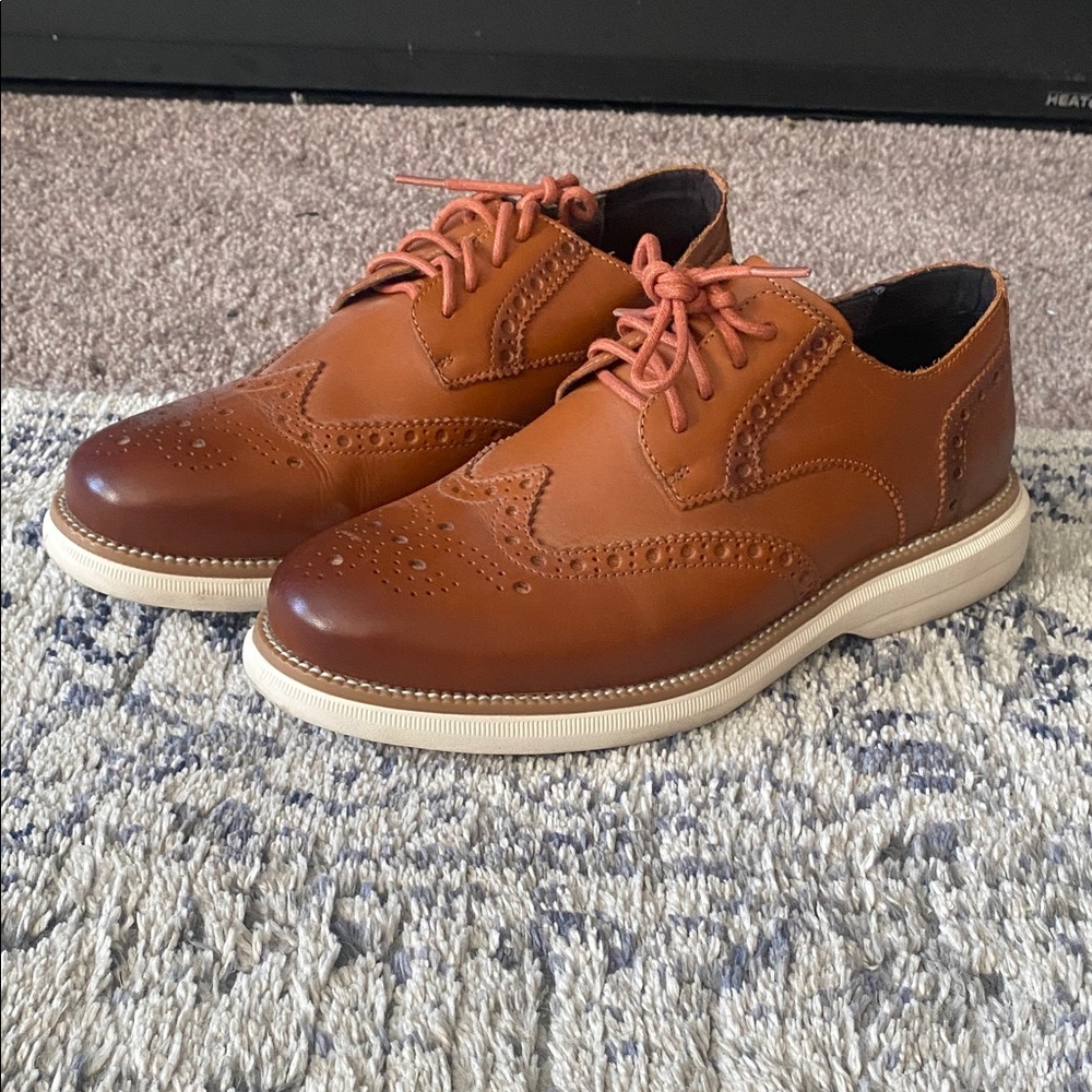 Classic Brown Leather Men's Brogues